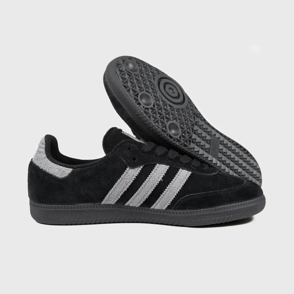 Adidas Skateboarding - Samba ADV Shoes - Core Black / Grey Four / Gold Metallic