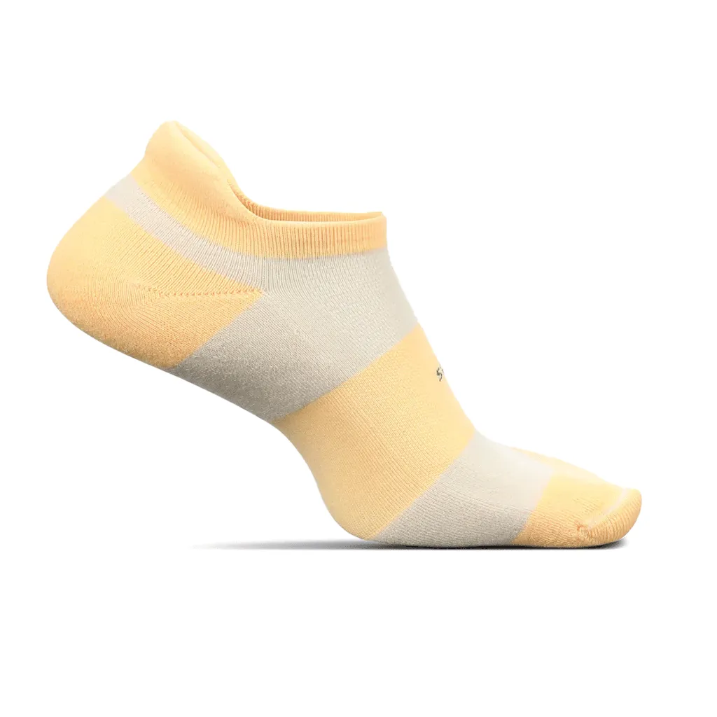 Feetures High Performance Cushion No-Show Tab Socks