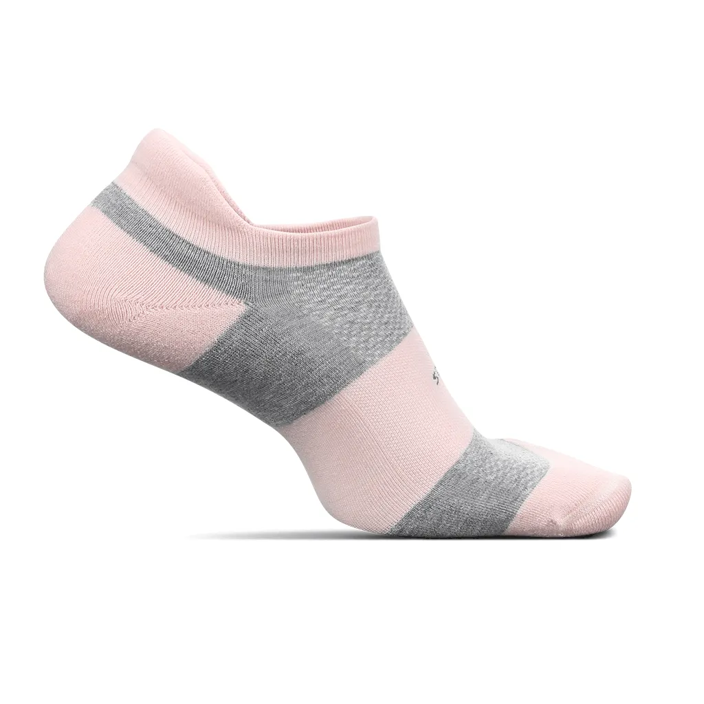 Feetures High Performance Ultra Light Cushion No-Show Tab Socks