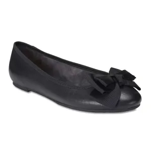 Gem Flat in Black Leather