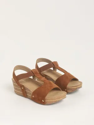 LUNA BLU Brown T-Strap Wedge Sandals