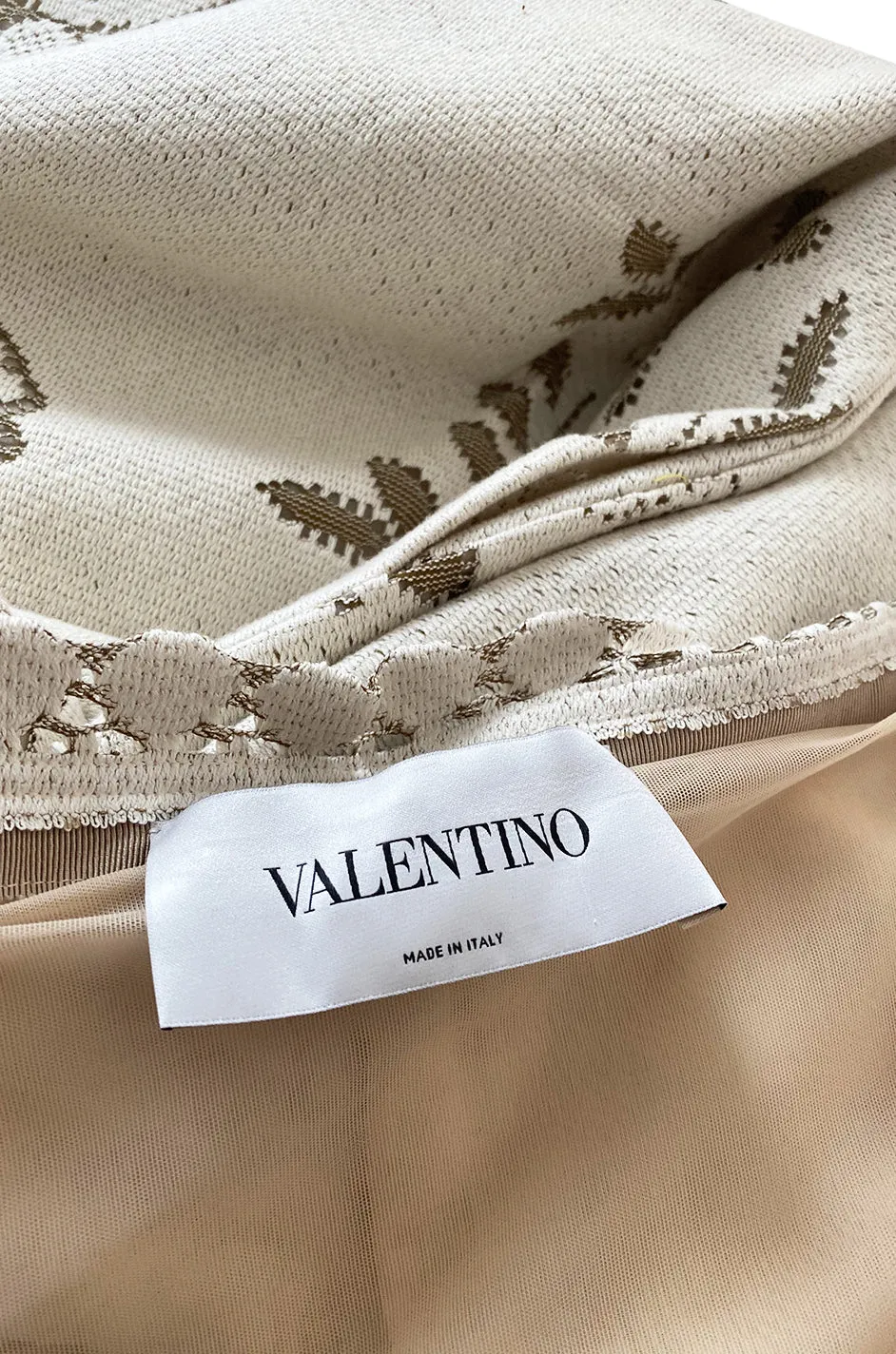 Spring 2012 Valentino Prettiest Strapless Cotton Lace Dress